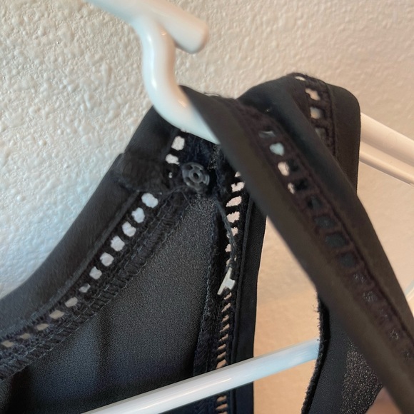 3/$20 Black Long Sleeve - Picture 4 of 4